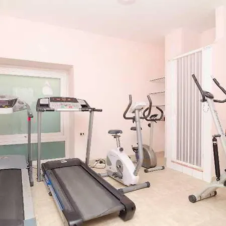 ホテル Felix Terme